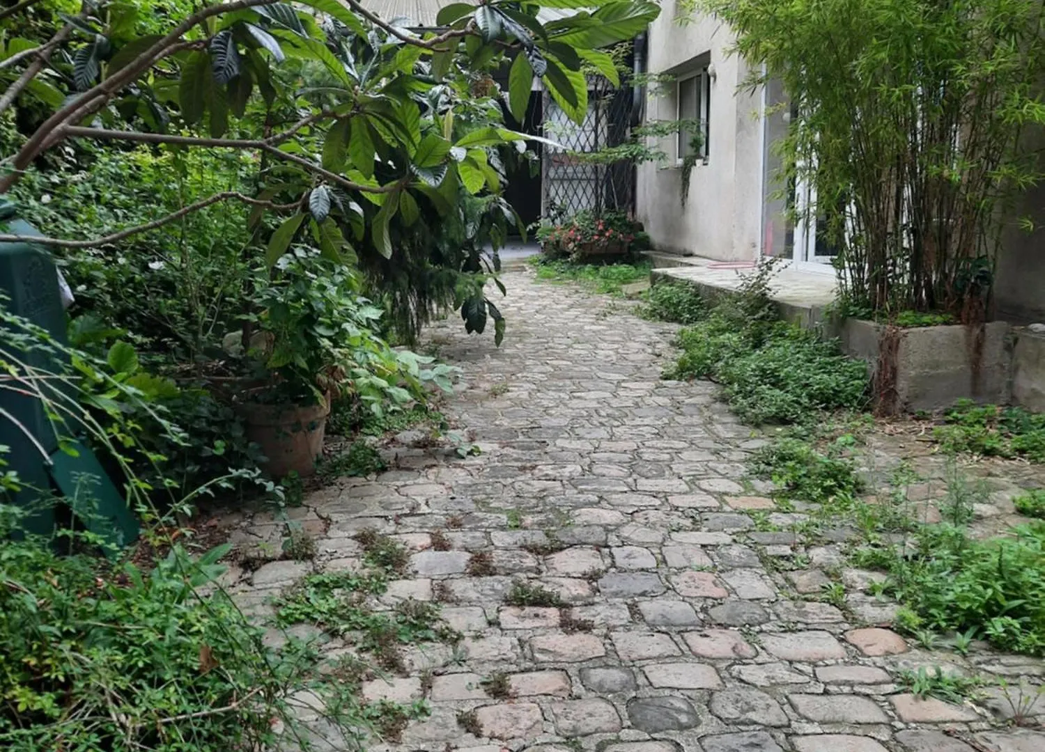 Loft 4-6 Personnes A Montmartre - Parking Prive Homestay