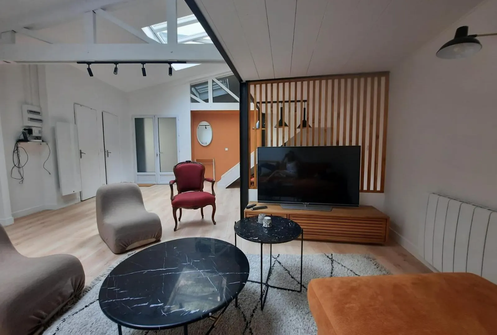 Loft 4-6 Personnes A Montmartre - Parking Prive * Paris