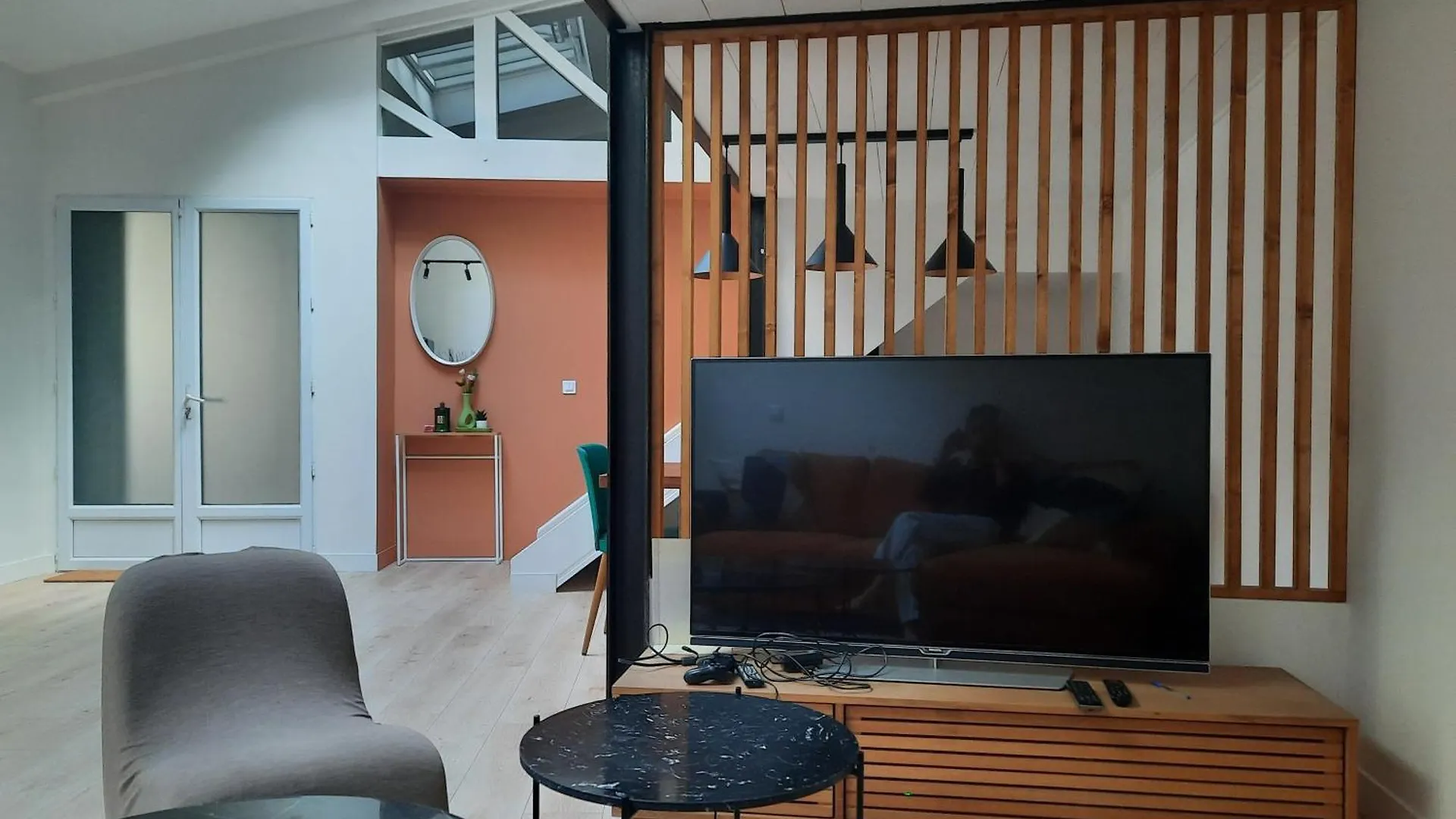 Loft 4-6 Personnes A Montmartre - Parking Prive